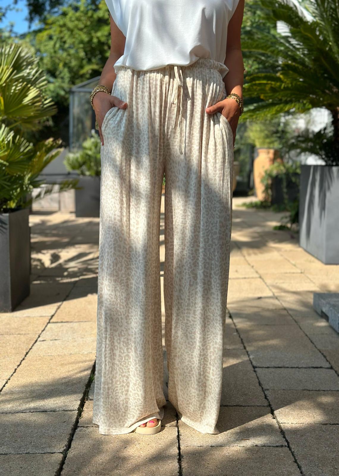 Paloma Leo Hose