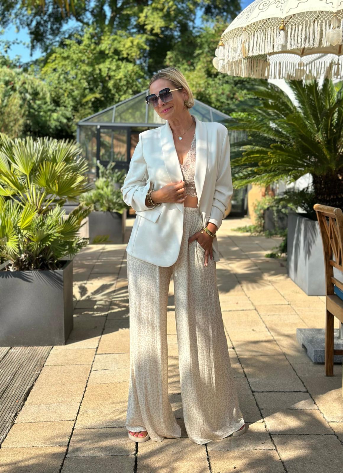 Paloma Leo Hose