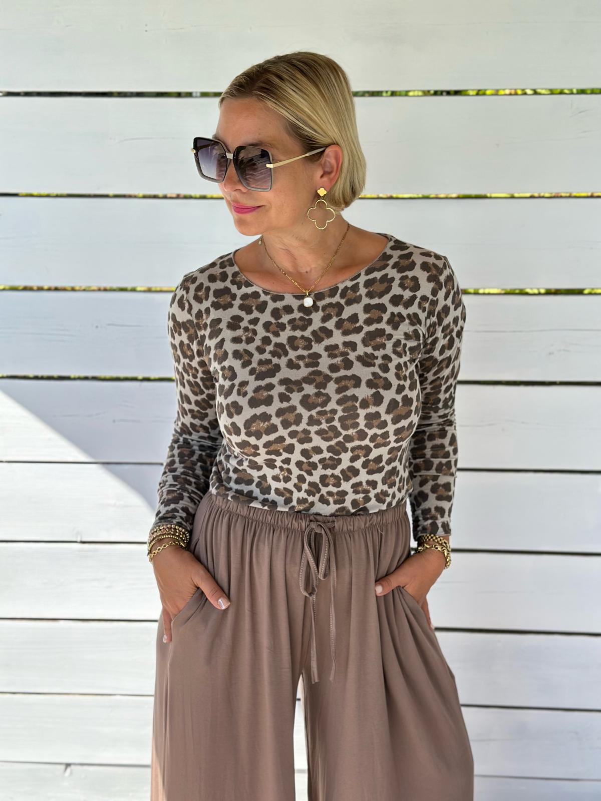 Leopard Love Longsleeve in Dark Brown