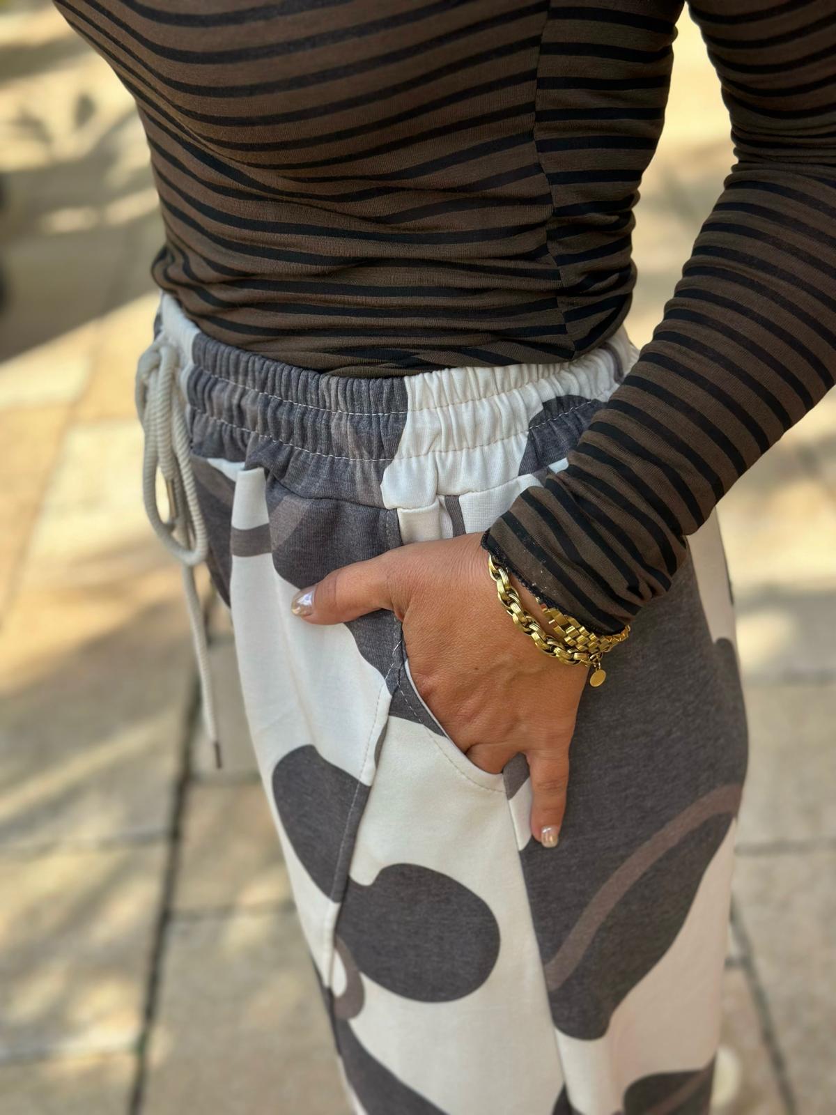 Sweatpants "Cocoa Waves"