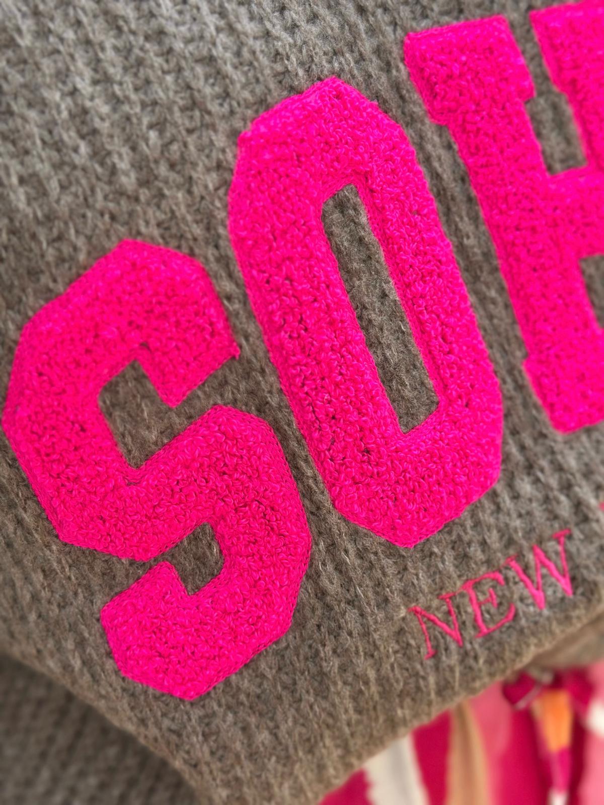 Strickpullover "SOHO Vibes" in Taupé