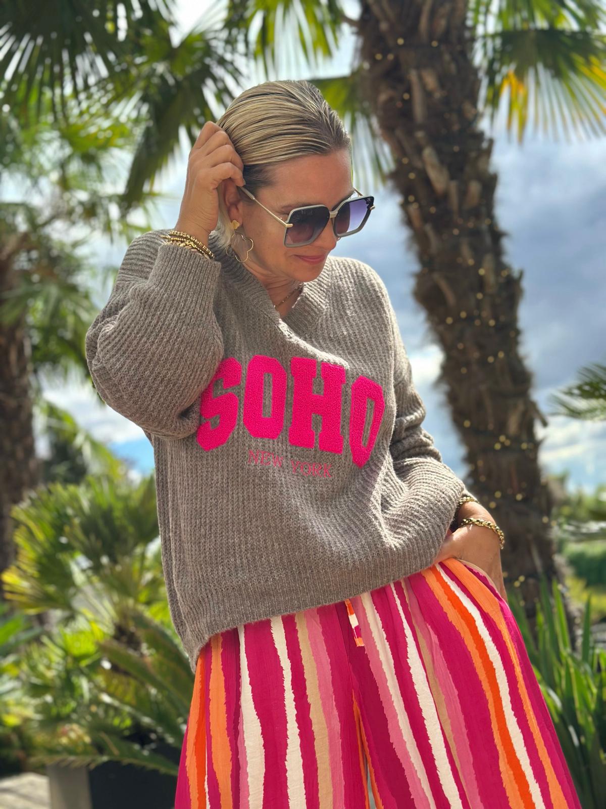 Strickpullover "SOHO Vibes" in Taupé
