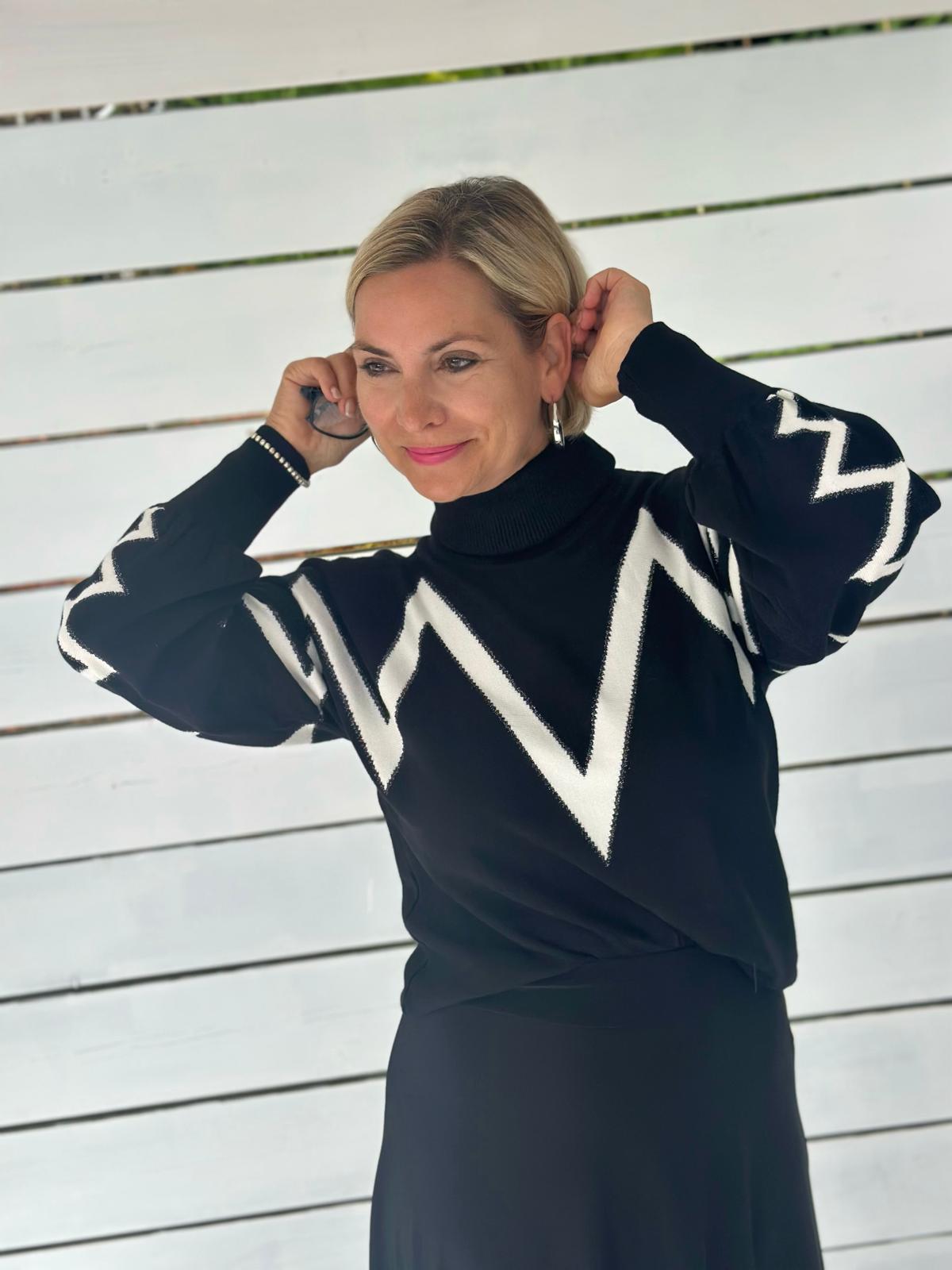 LEO & UGO – Rollkragenpullover „Zig Zag“ Schwarz/Creme