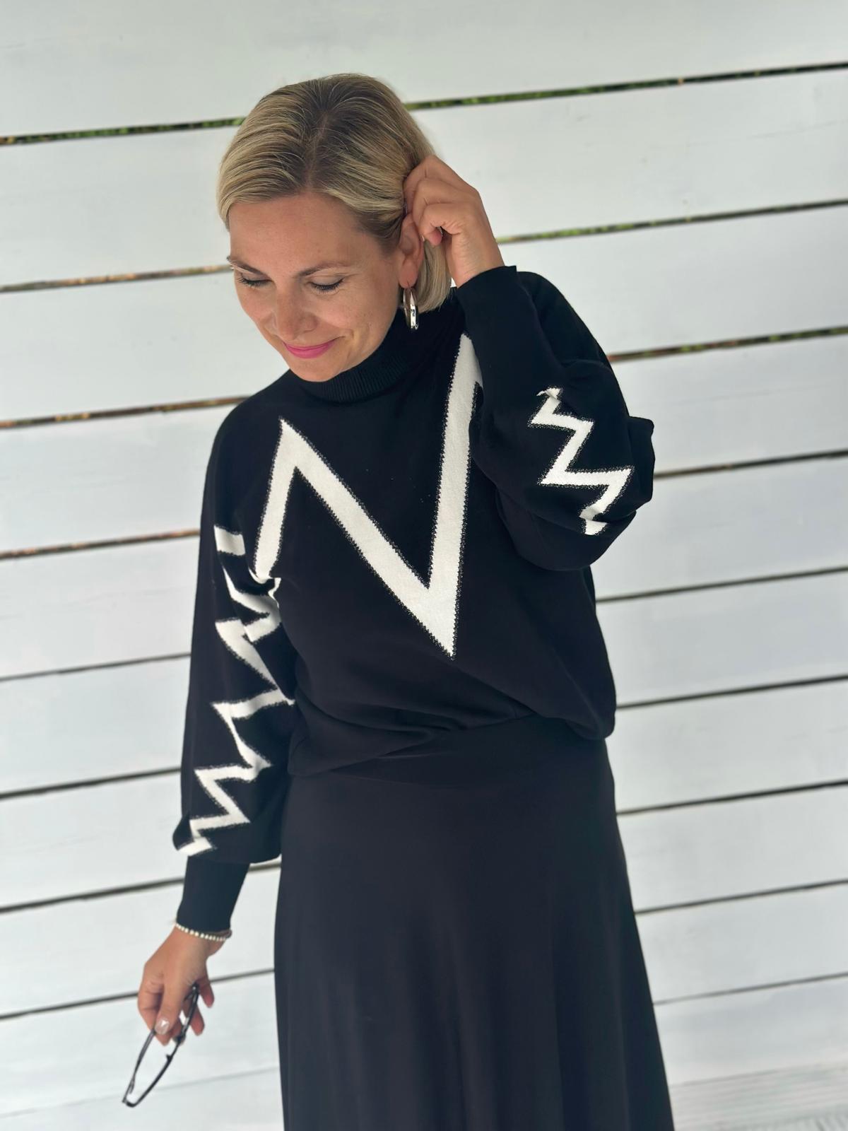 LEO & UGO – Rollkragenpullover „Zig Zag“ Schwarz/Creme