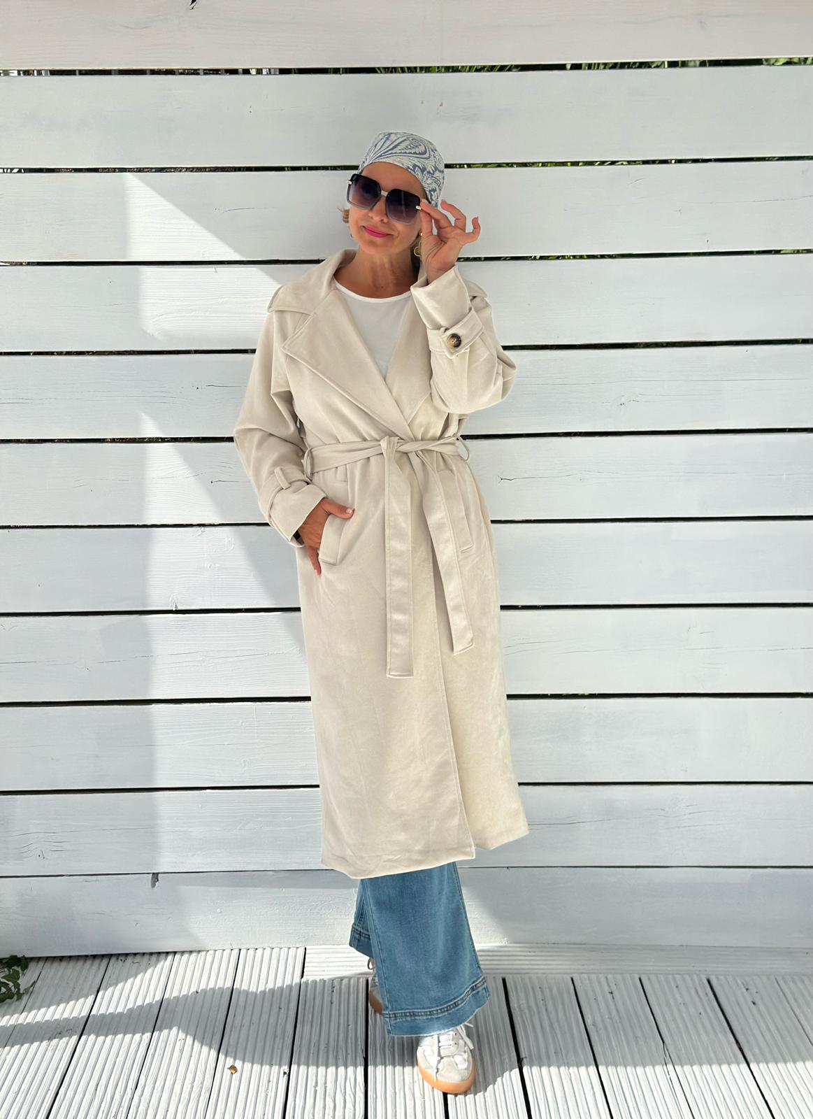 Cremé Muse – Trenchcoat in Wildleder-Optik