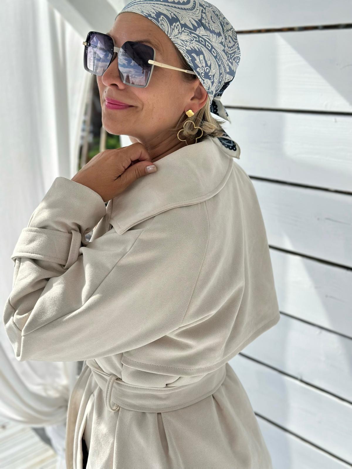 Cremé Muse – Trenchcoat in Wildleder-Optik