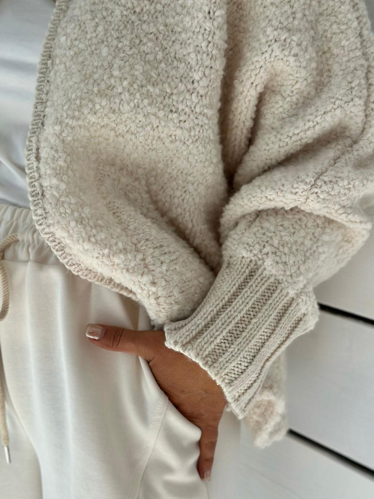 Cozy Bouclé Kapuzenjacke – Cream