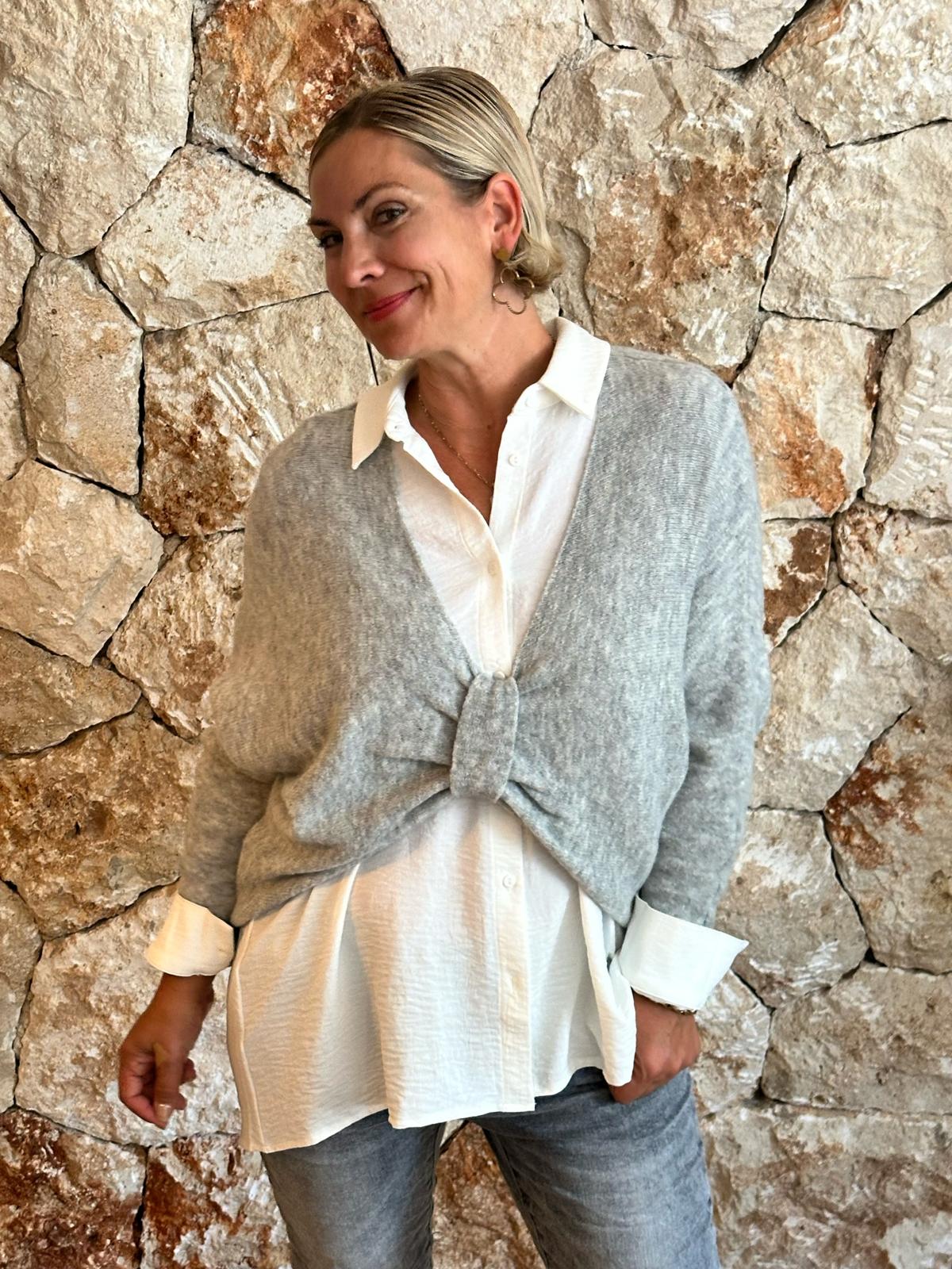 Sweet Bow Strickpullover – Grau