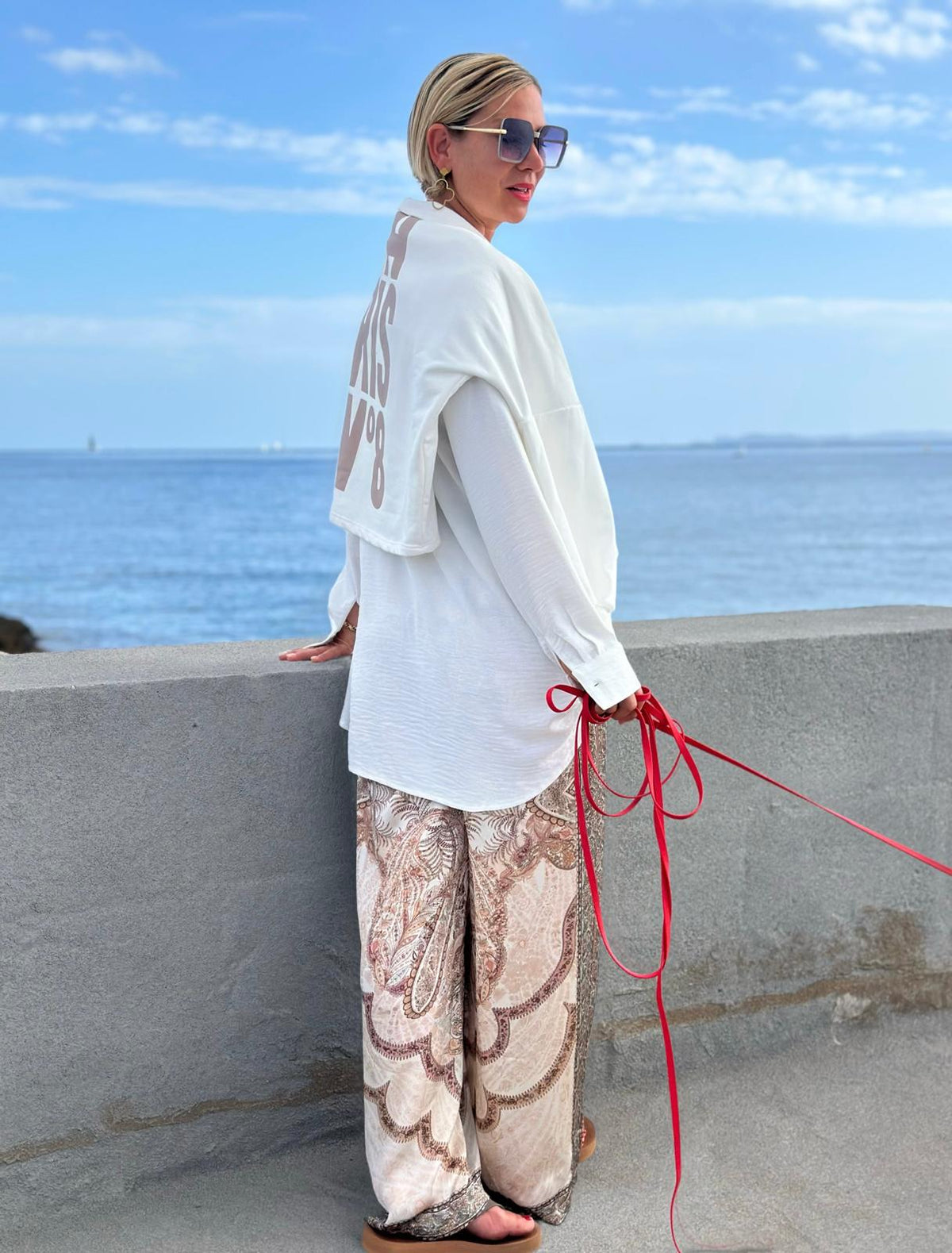 PARIS N°8 Sweater – Weiss