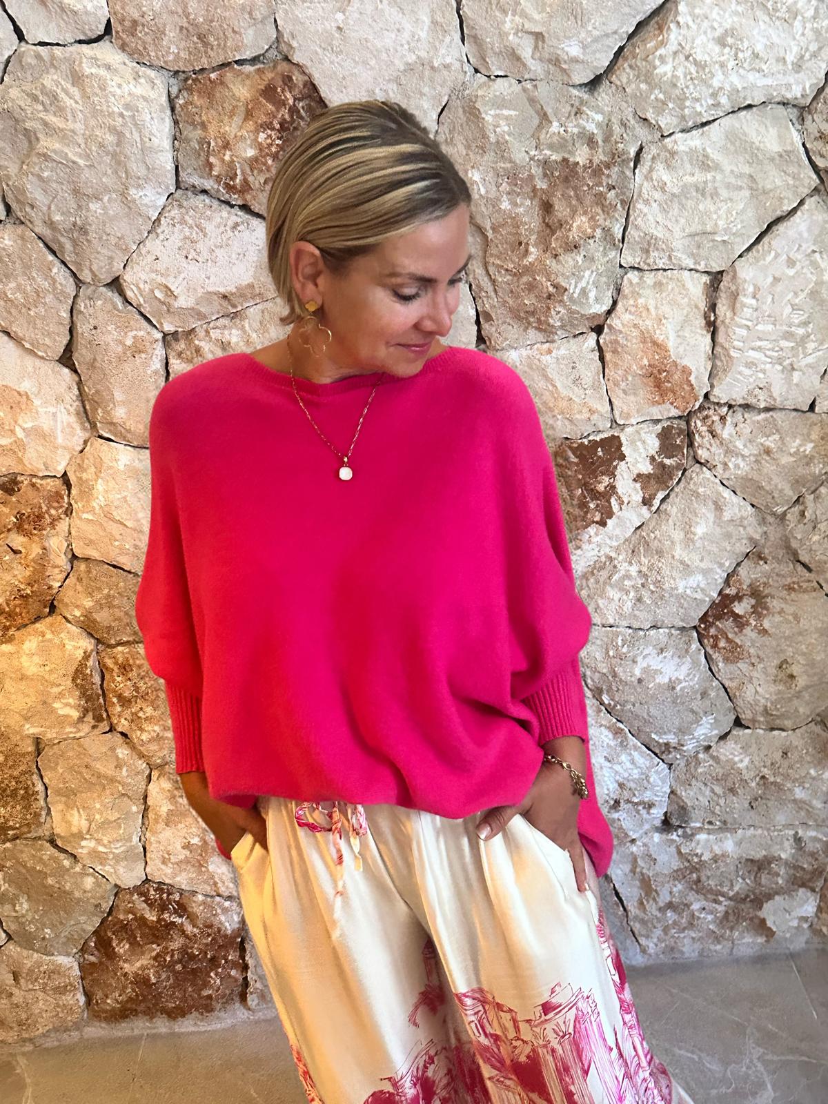 COZY CAPE – Oversized Pullover Pink