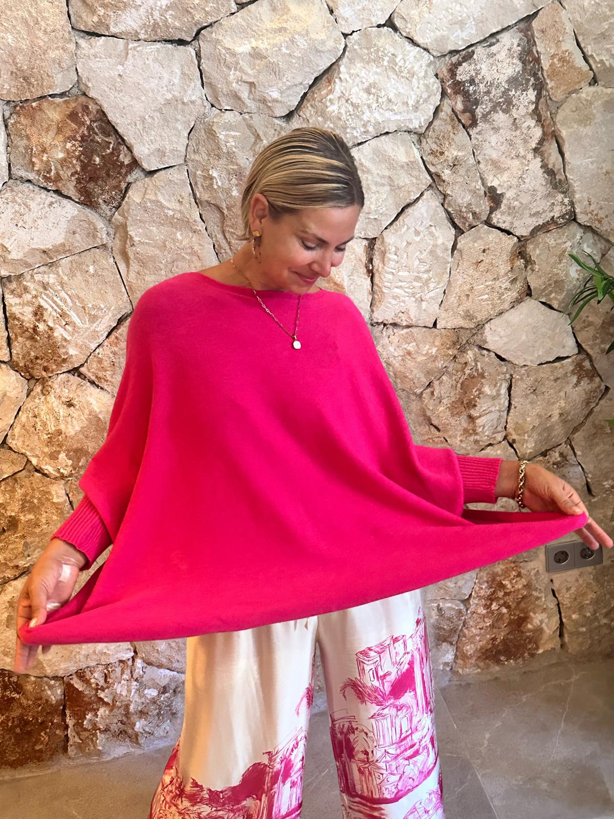 COZY CAPE – Oversized Pullover Pink
