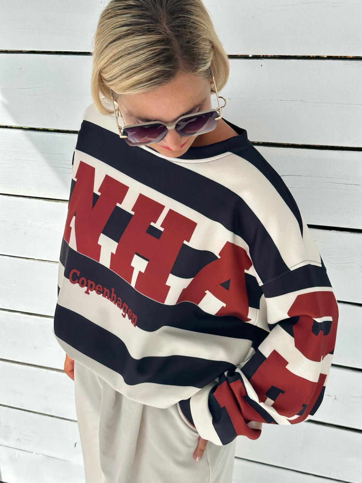 Oversize Sweatshirt „Copenhagen“ – Black/Offwhite