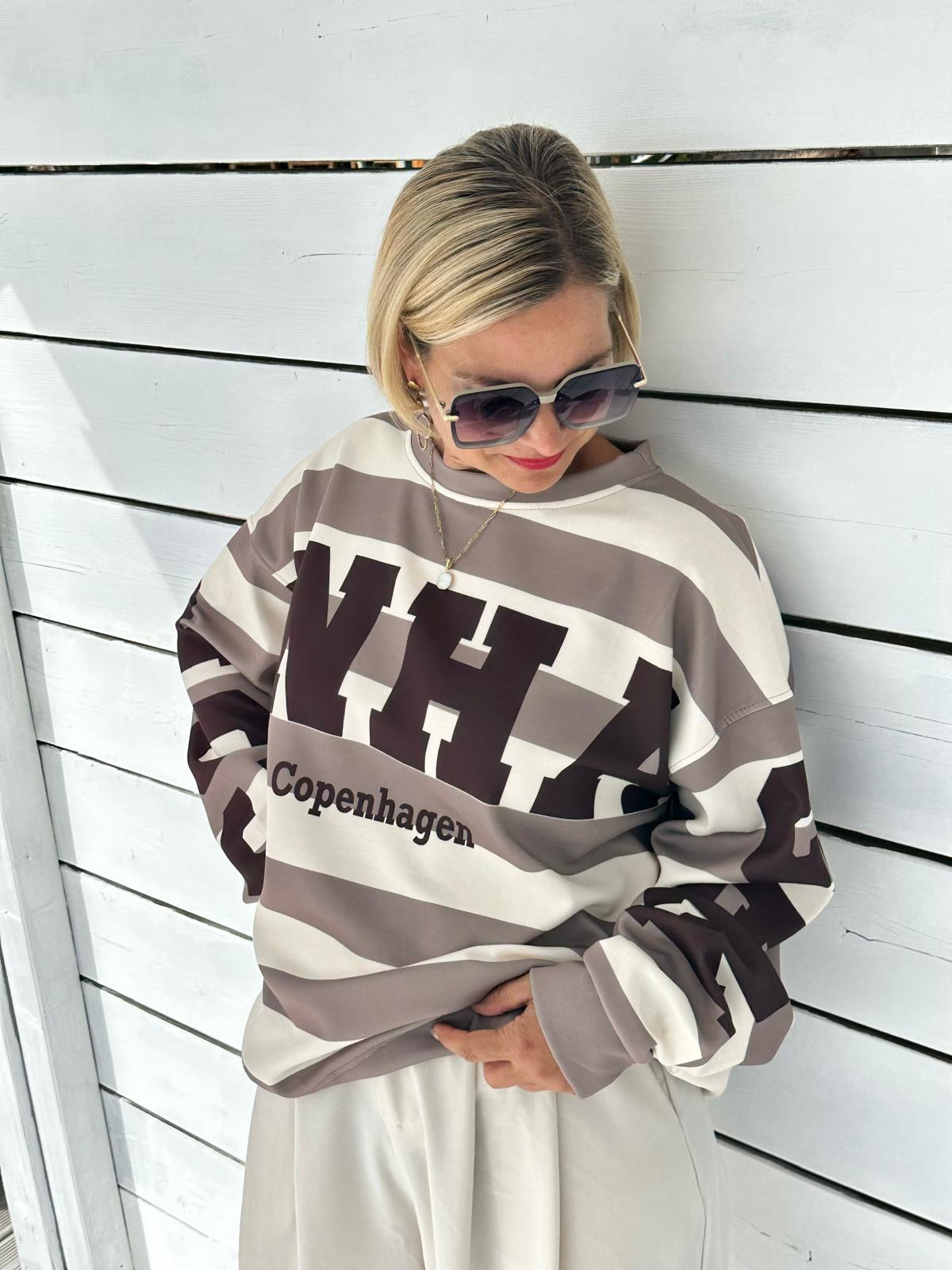 Oversize Sweatshirt „Copenhagen“ – Toffee/Offwhite