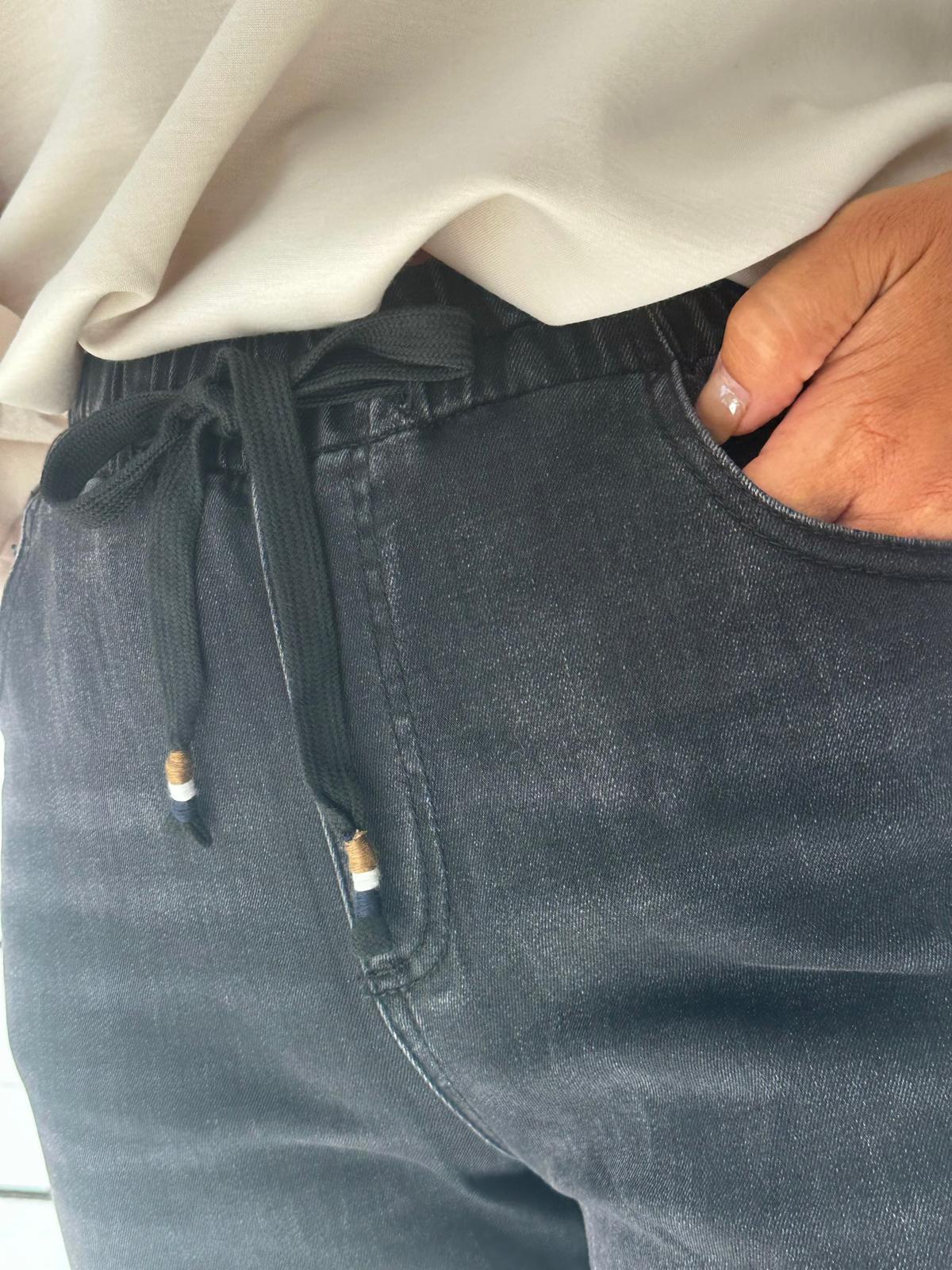 Everyday Comfort Jeans – Washed Black