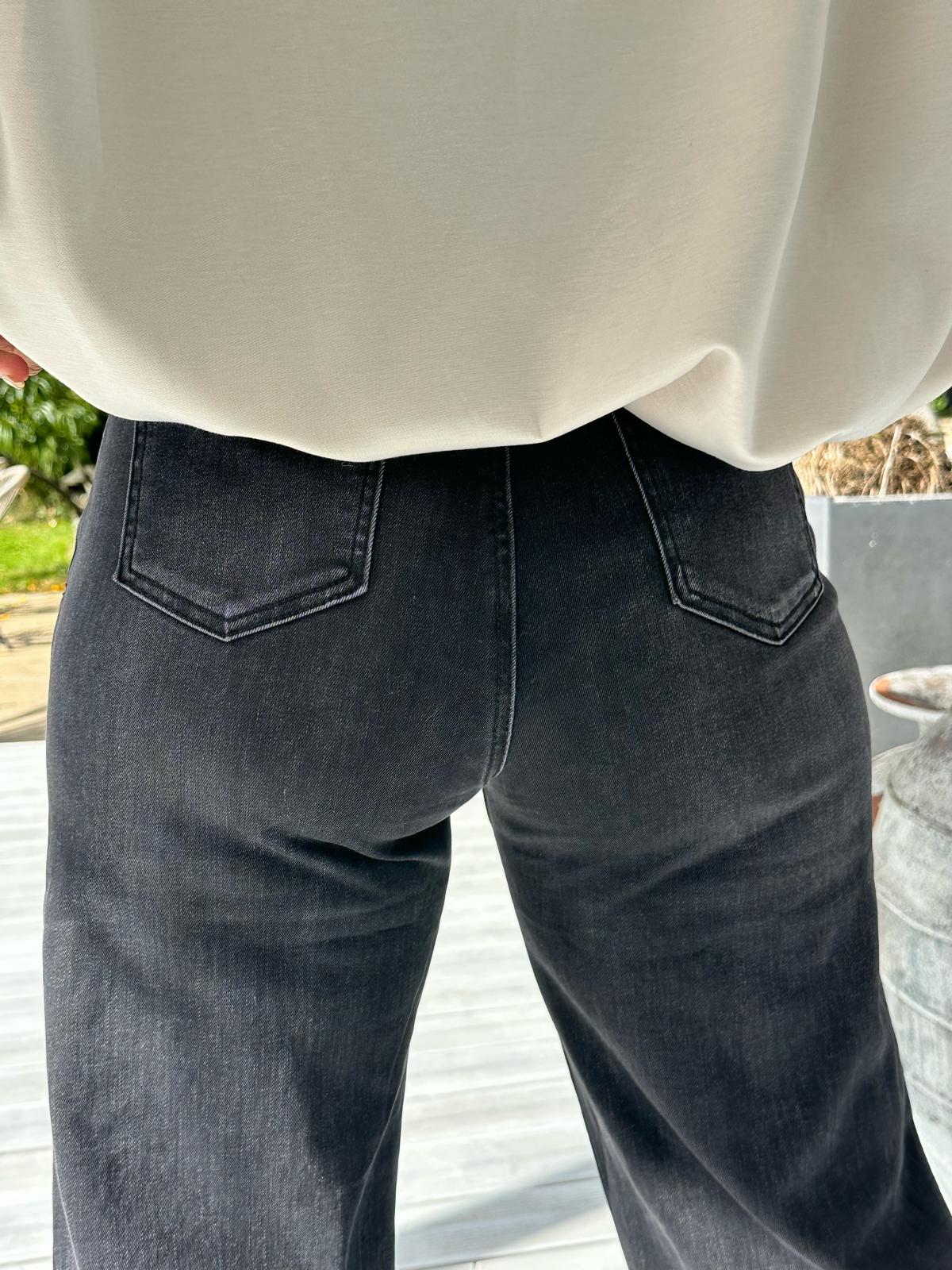 Everyday Comfort Jeans – Washed Black