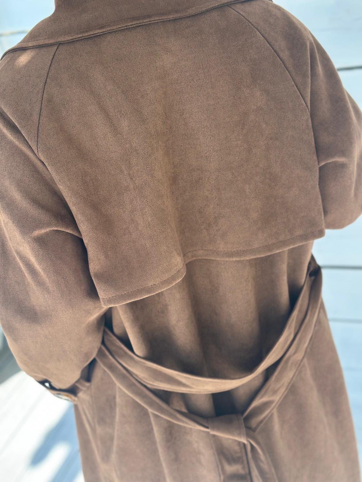Toffee Love – Trenchcoat in Wildleder-Optik