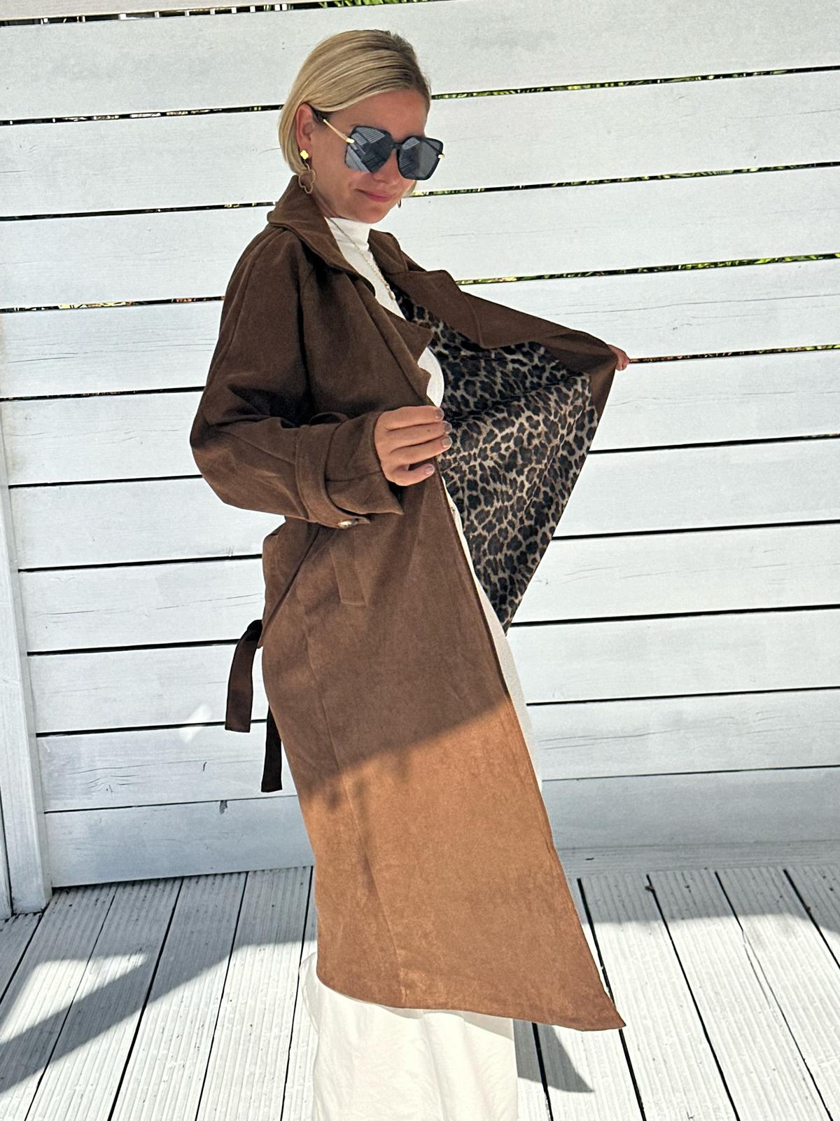 Toffee Love – Trenchcoat in Wildleder-Optik