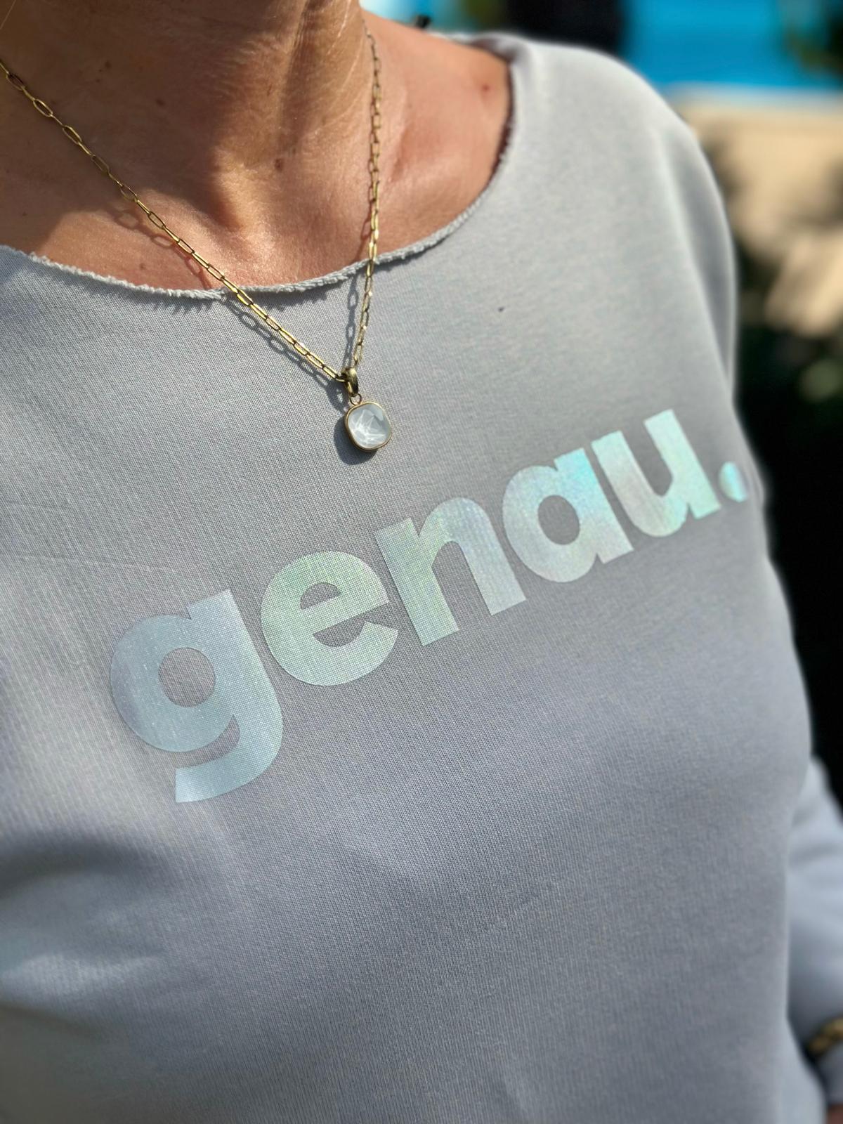 BE FAMOUS „Genau.“ Statement Sweater – Hellgrau