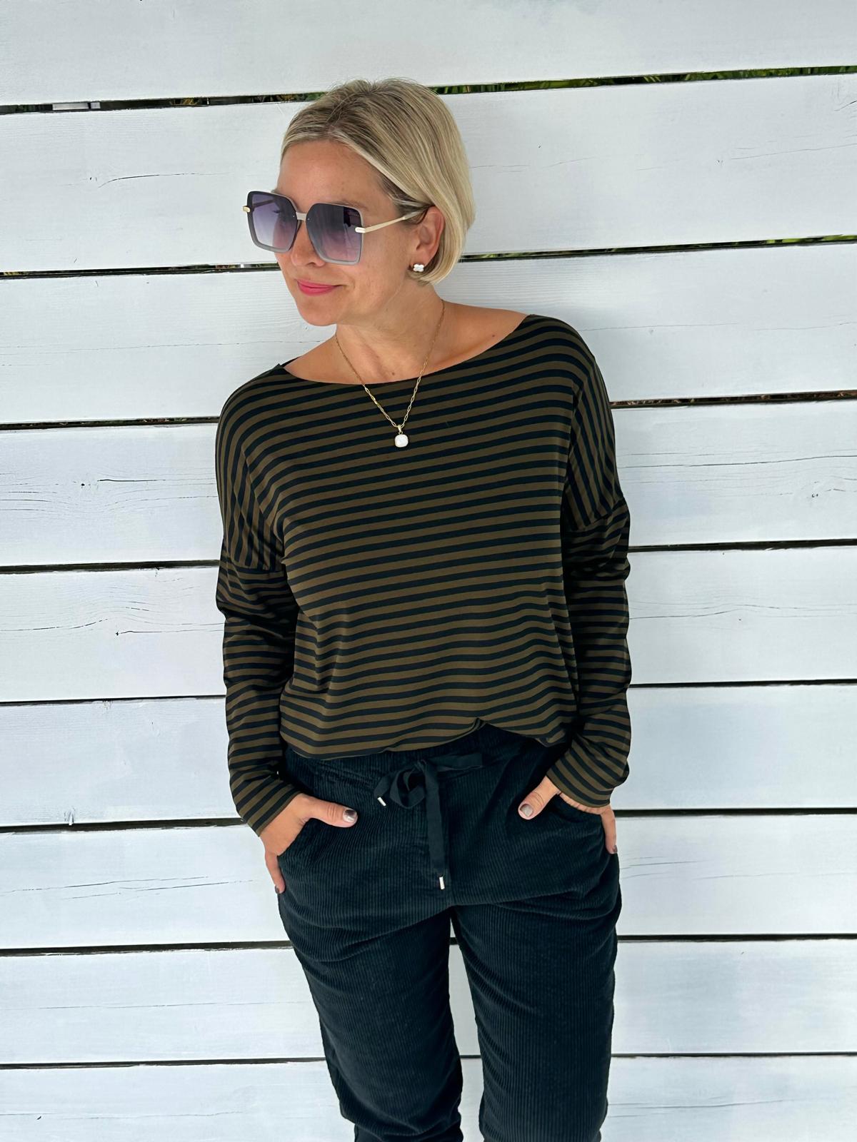 Striped Love Longsleeve – Khaki/Schwarz