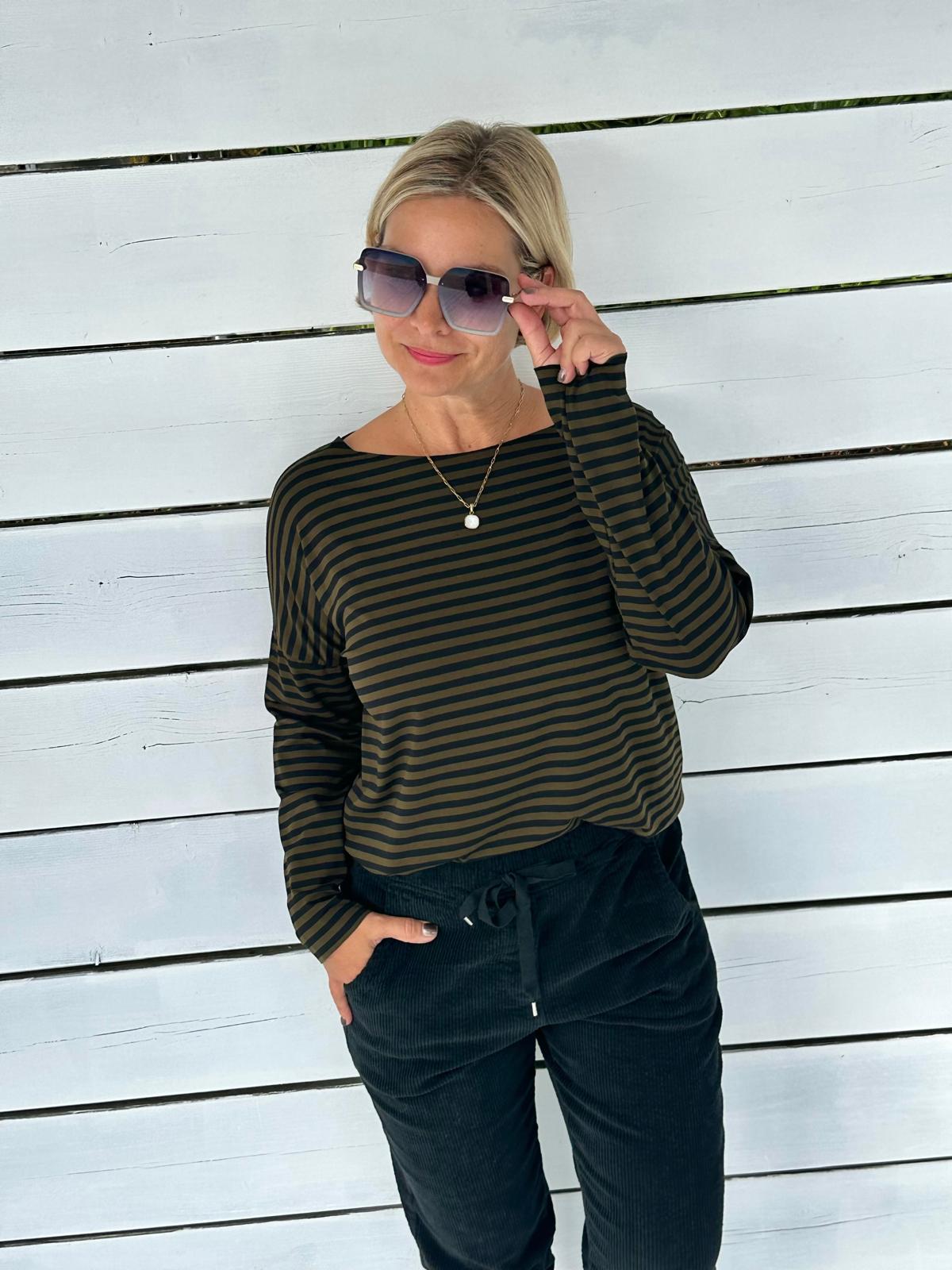 Striped Love Longsleeve – Khaki/Schwarz