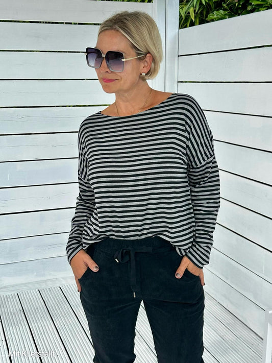 Striped Love Longsleeve – Grau/Schwarz