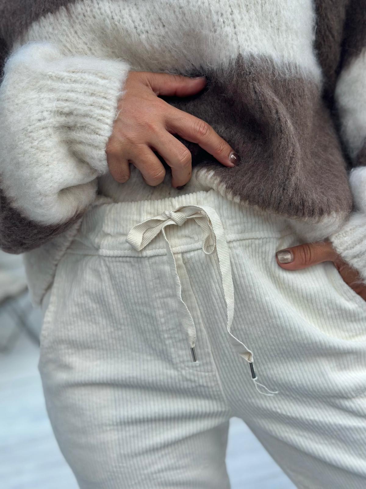 Cordhose „Cozy Cord“ – Cremé