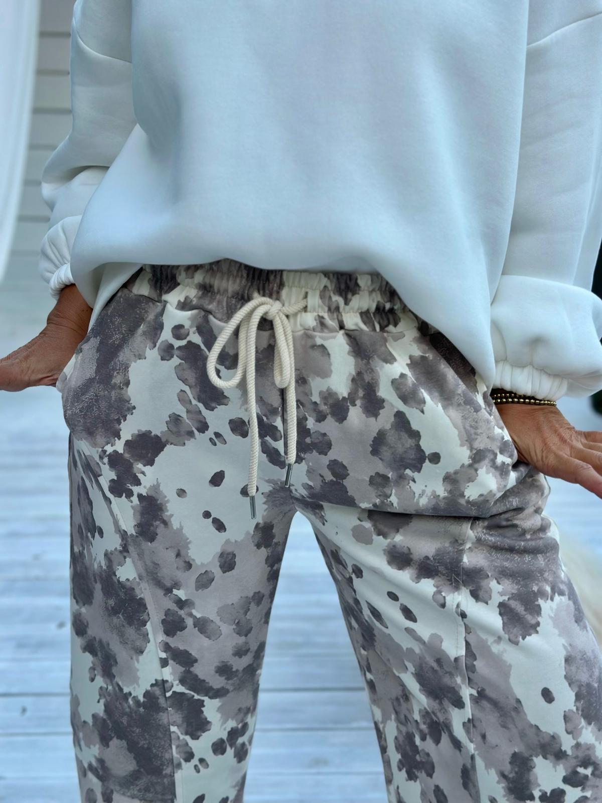 Watercolor Wide Leg Hose mit Batik-Print – Creme/Taupe