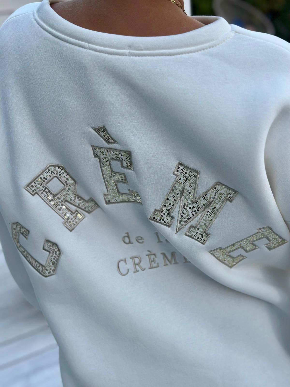 Crème de la Crème – Oversize Sweatshirt mit funkelnder Pailletten-Applikation