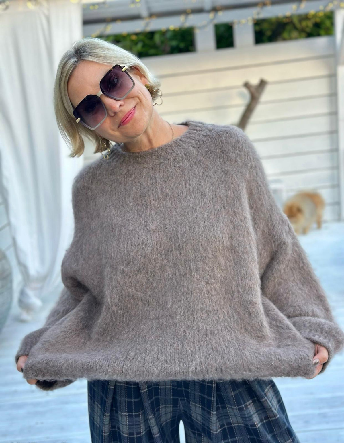 Cozy Fluffy Strickpullover mit Ballonärmeln – Taupe
