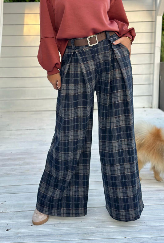 Karierte Marlenehose mit Bundfalten im Wide-Leg-Style