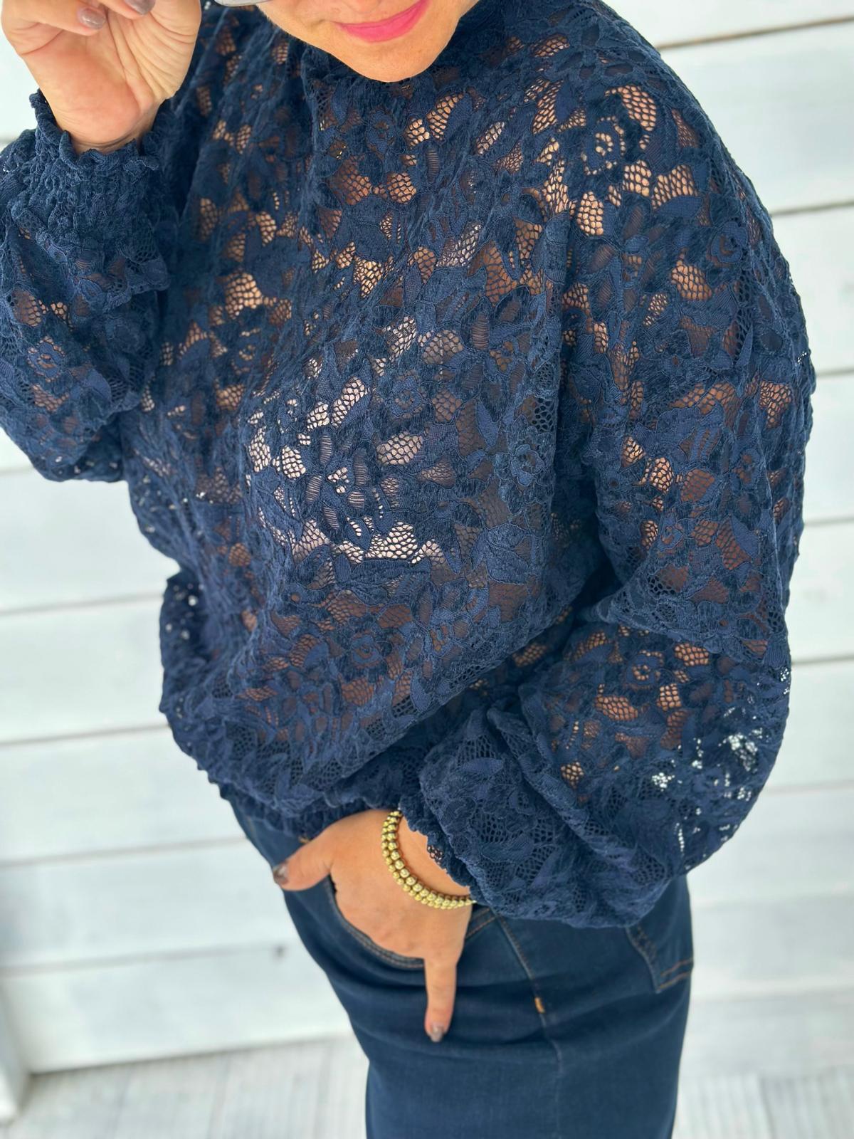 Spitzenbluse „Romantic Lace“ – Marineblau