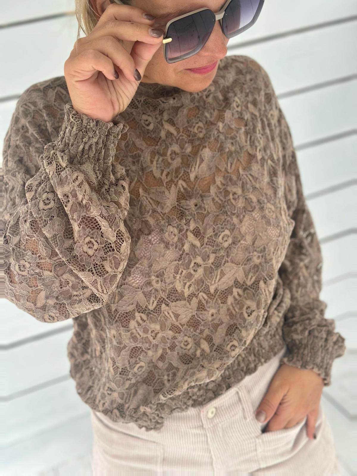 Spitzenbluse „Romantic Lace“ – Taupe
