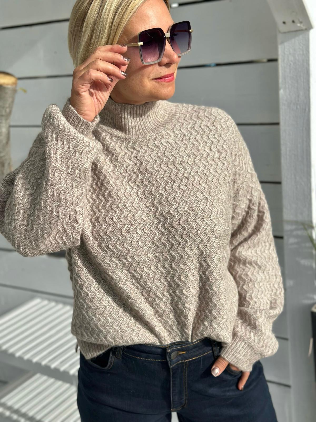 LEVETEE Strickpullover mit Wellenmuster & Stehkragen