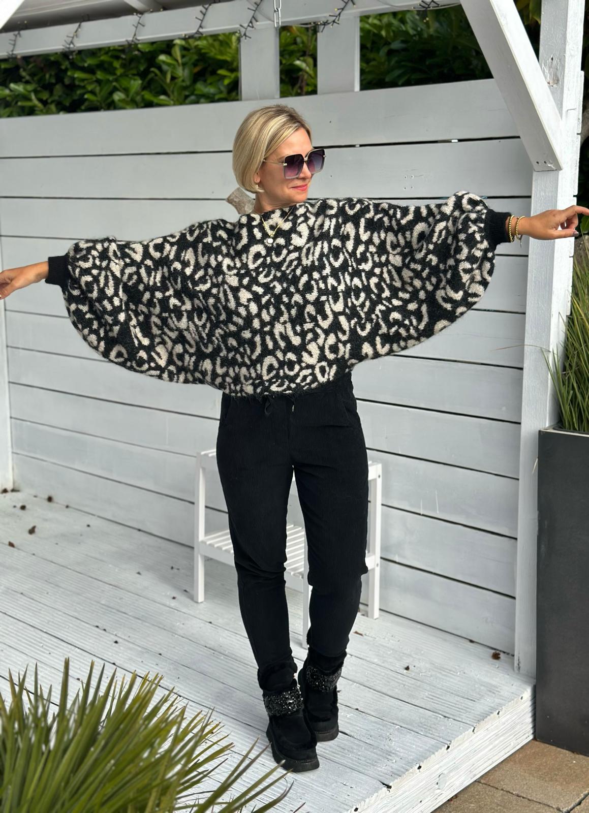 Leo Love Oversize Strickpullover mit Fledermausärmeln